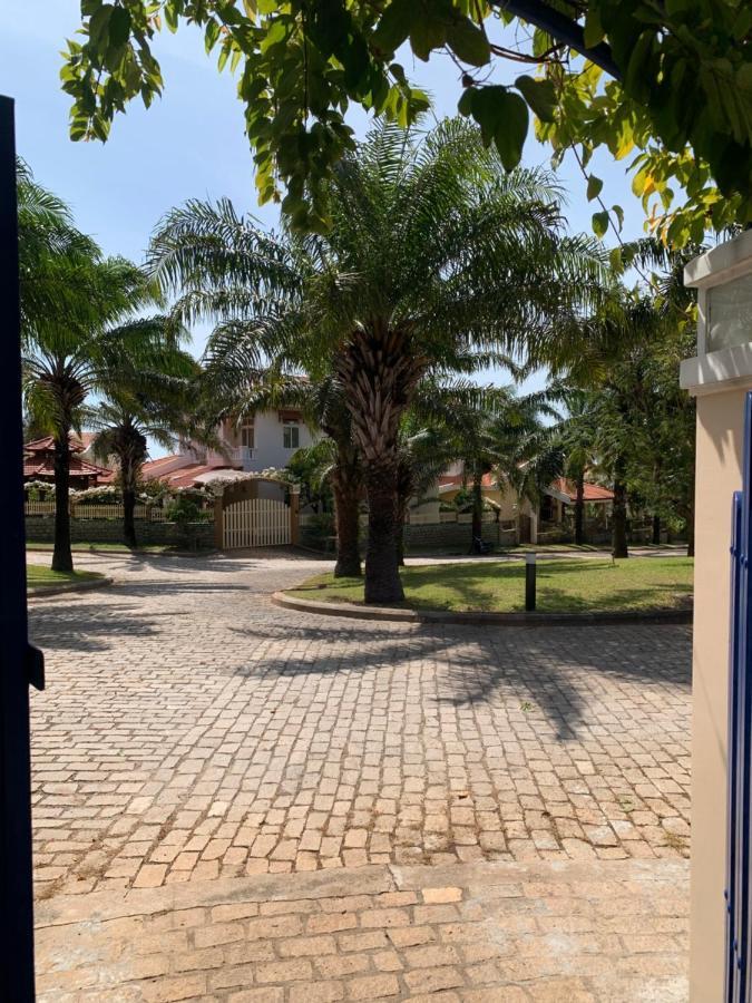 Biet Thu Bien Mui Ne - Villa Muine Domaine - Sea View Phan Thiết Buitenkant foto