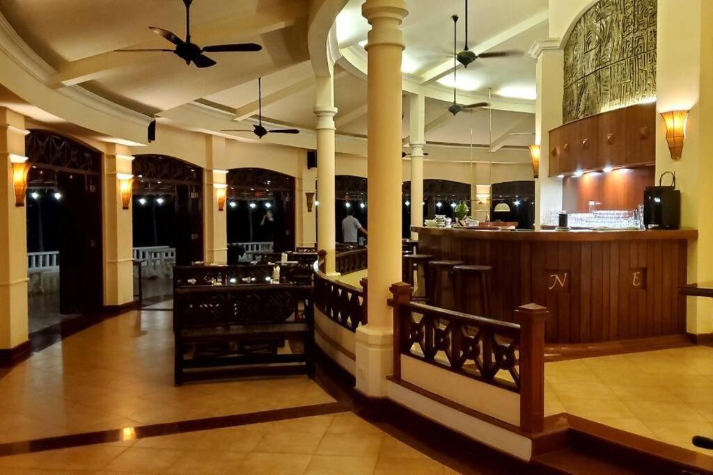 Biet Thu Bien Mui Ne - Villa Muine Domaine - Sea View Phan Thiết Buitenkant foto