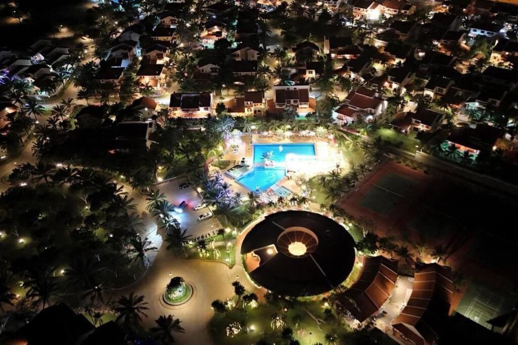 Biet Thu Bien Mui Ne - Villa Muine Domaine - Sea View Phan Thiết Buitenkant foto