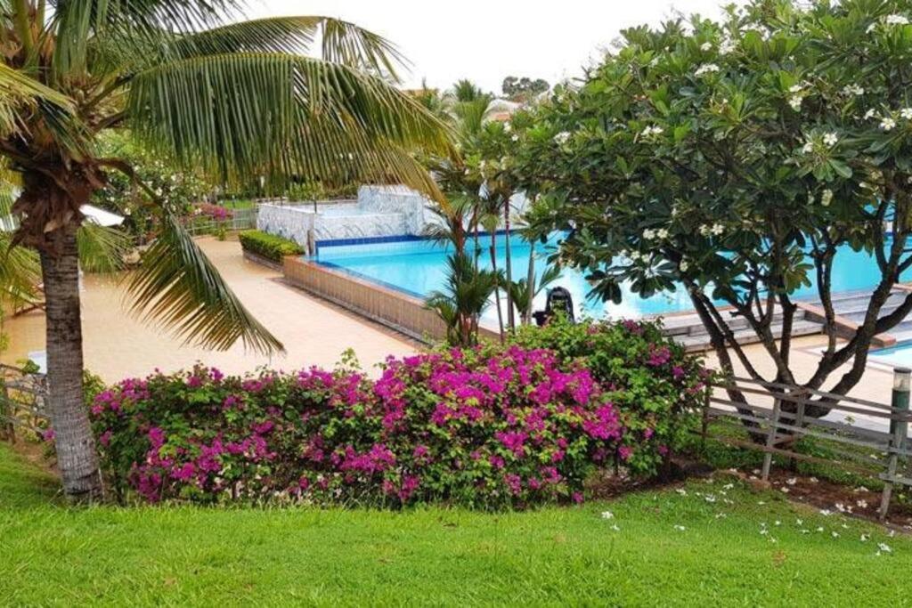 Biet Thu Bien Mui Ne - Villa Muine Domaine - Sea View Phan Thiết Buitenkant foto
